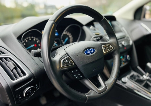 Ford Focus cena 34900 przebieg: 106000, rok produkcji 2016 z Grodków małe 631